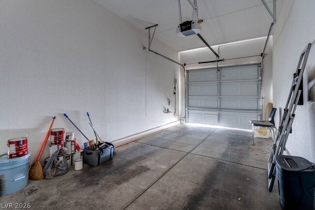 Building Photo - 9936 Elkhead Creek Way