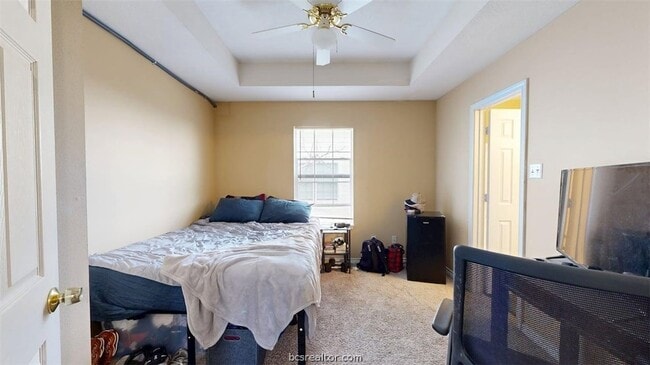 Building Photo - 301 Nimitz St