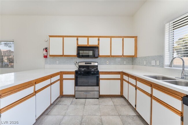 Building Photo - 1652 Wendell Williams Ave