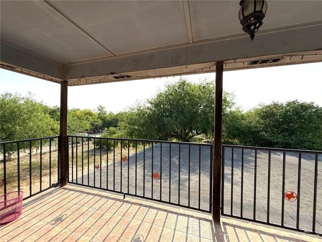Building Photo - 5501 N Moorefield Rd