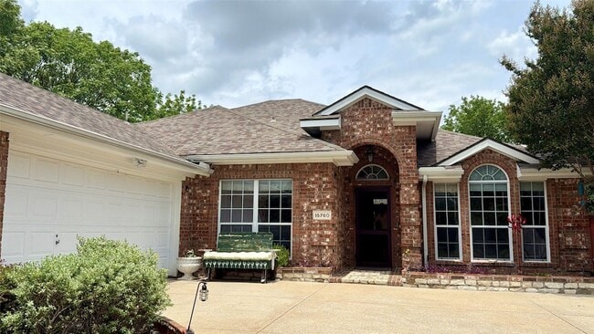 Building Photo - 15760 Scenic Rd