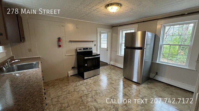 Building Photo - 278 Main St