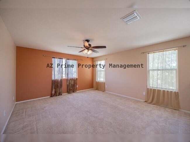 Building Photo - 218 N 109th Dr