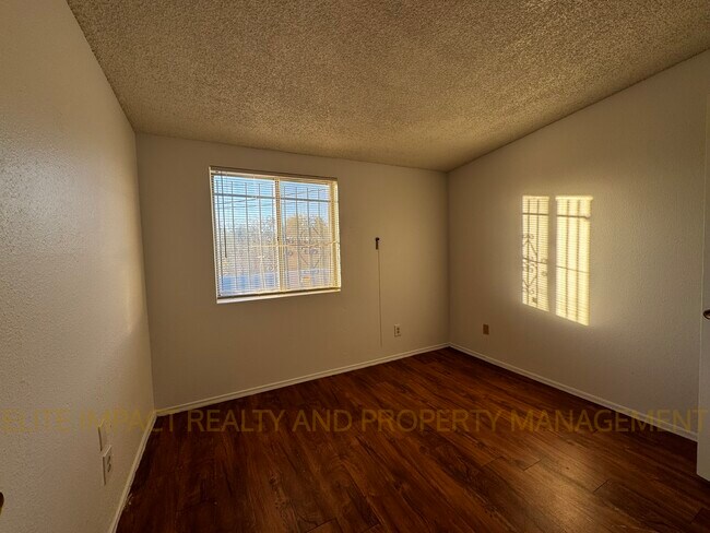 Building Photo - 1841 W Dominy Rd