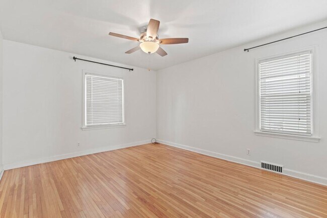 Building Photo - 3034 N 80th St