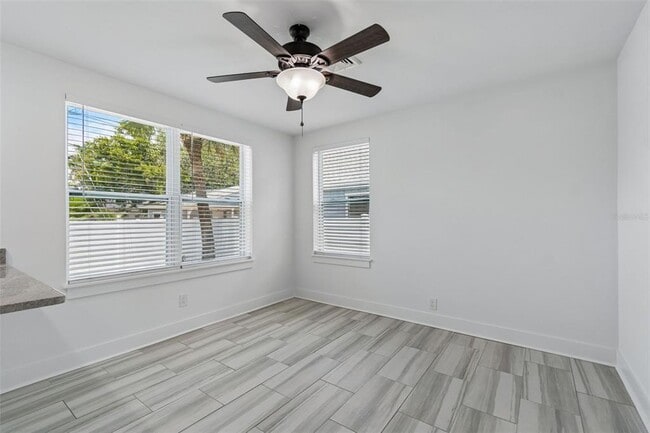 Building Photo - 8125 Bayshore Dr