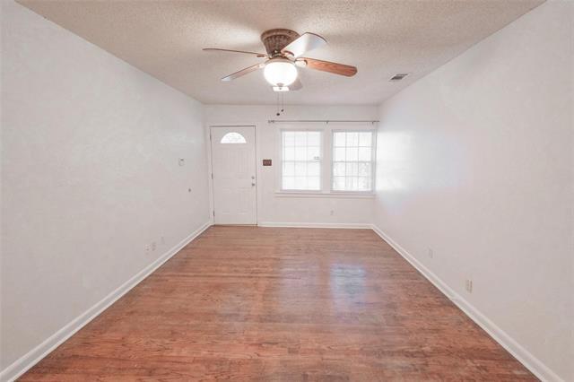 Building Photo - 3900 Dexter Ave