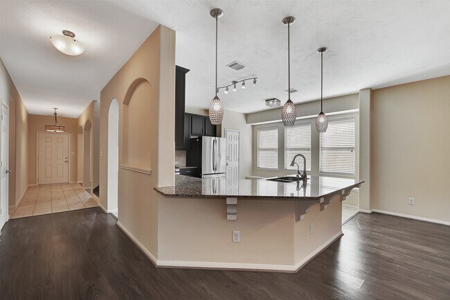 Building Photo - 15103 Sun Glaze Ct