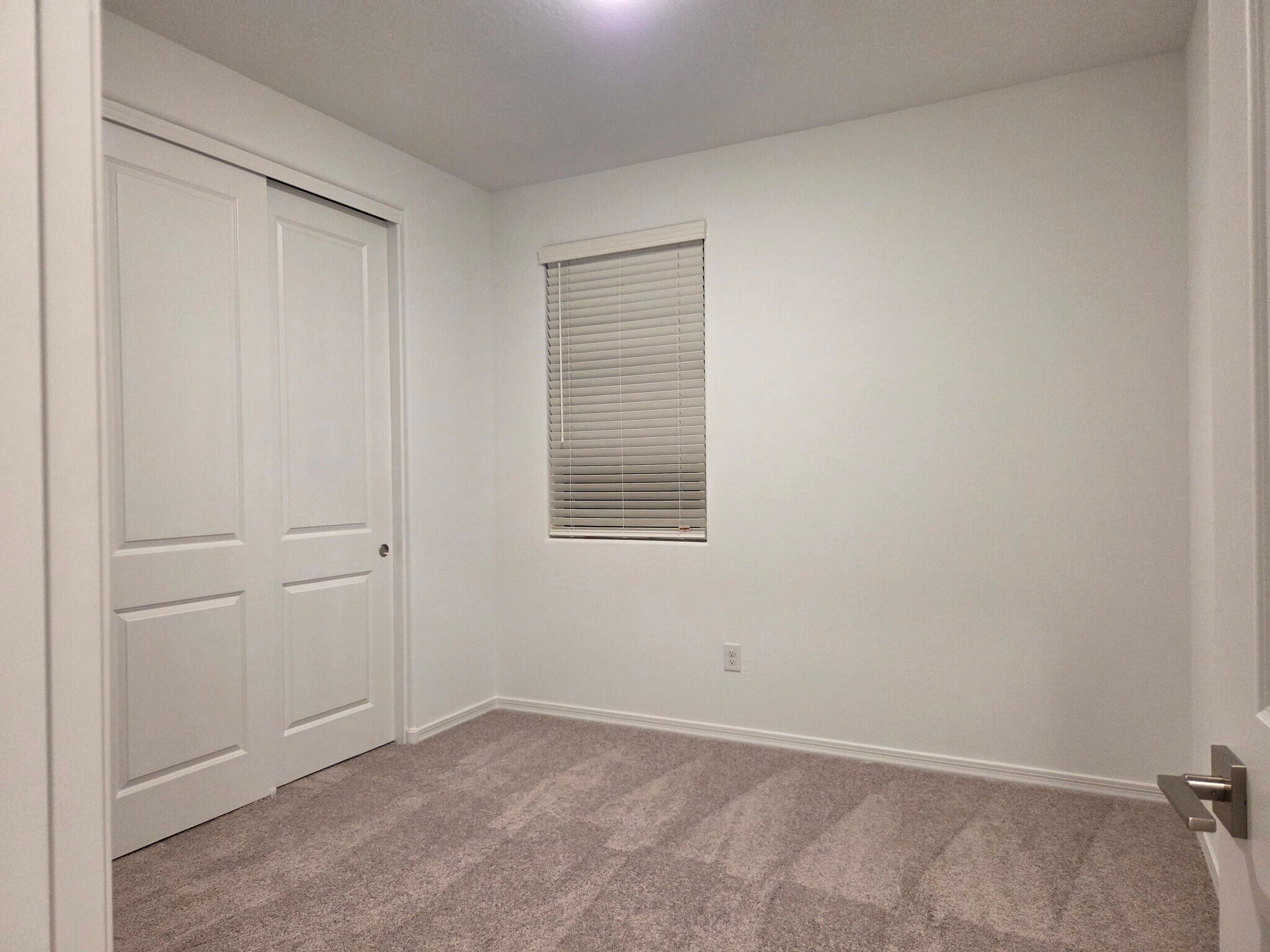 Building Photo - 22816 E Roundup Way