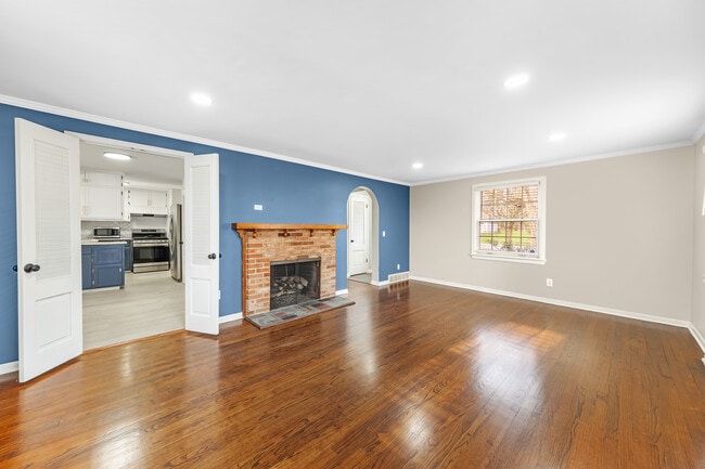 Building Photo - Ward Road SFH