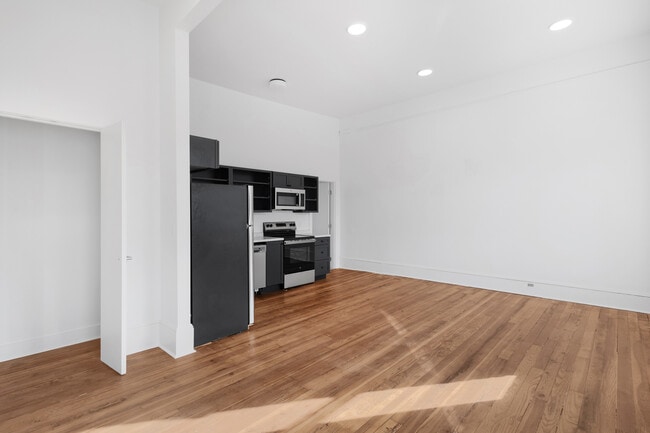 Building Photo - Cates Block