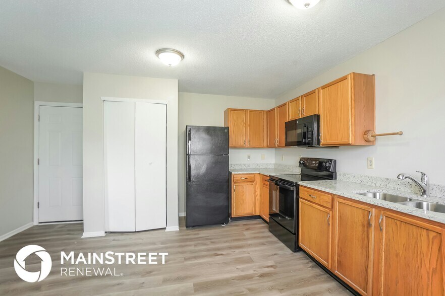 Building Photo - 13217 N Etna Green Dr