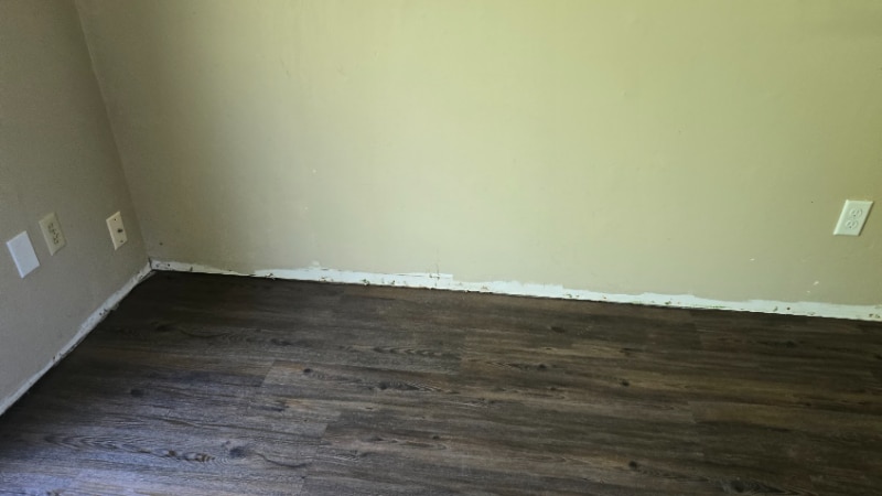 Building Photo - 16830 Dane Ct W