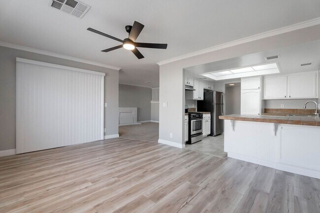 Building Photo - 5055 Stormy Cir