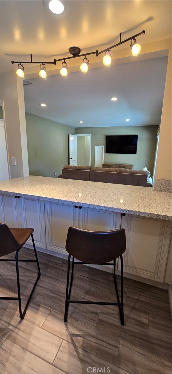 Building Photo - 3244 Hackett Ave