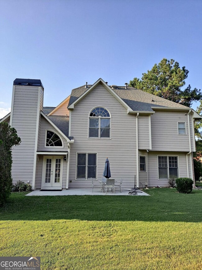 Building Photo - 120 Newfield Dr