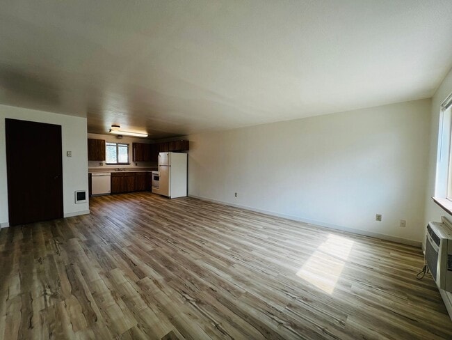 Building Photo - Non-Refundable & Security Deposit Total: $1300.00