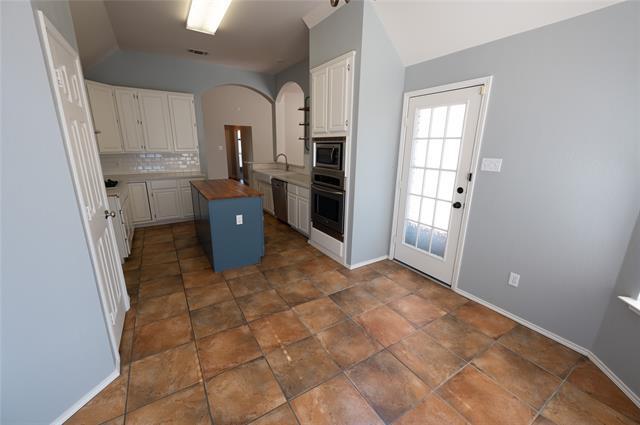 Building Photo - 8417 Falconet Cir