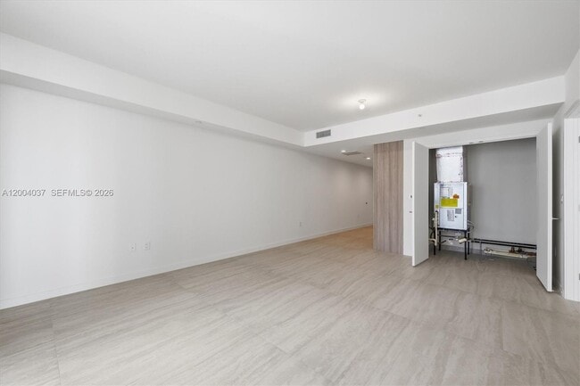 Building Photo - 77 SE 5th St