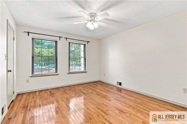 Building Photo - 119 Griggs Pl