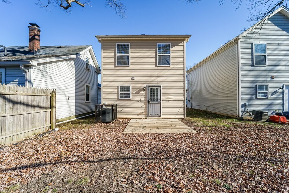 Building Photo - 5024 Fay Ave