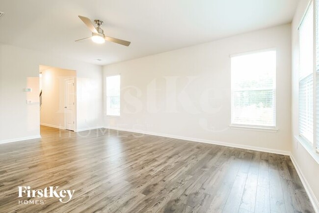 Building Photo - 718 Ridgemoor Trl