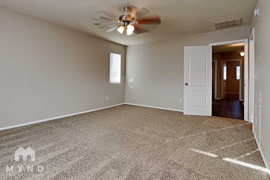 Building Photo - 28504 N Dolomite Ln