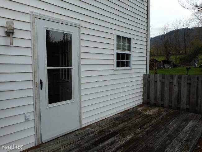 Building Photo - 130 Deer Ridge Trail