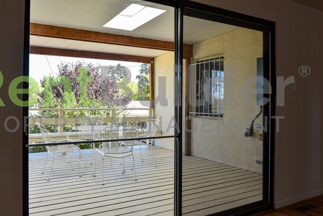 Building Photo - SCHEDULE YOUR SHOWING TODAY
