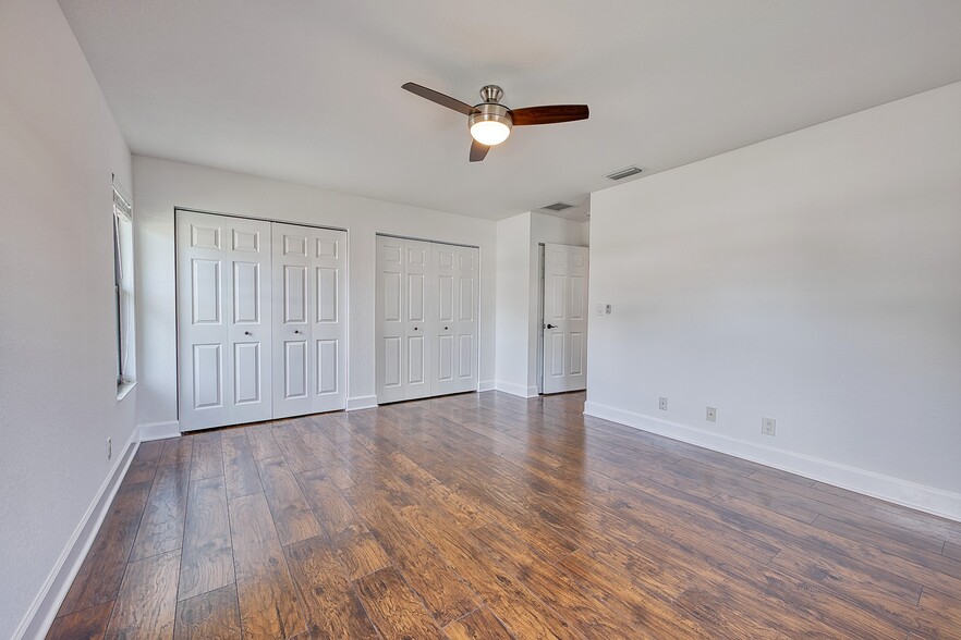 Building Photo - 18302 SE Eagle Ln
