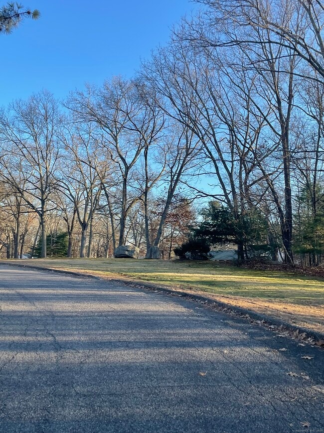 Building Photo - 74 Baxter Rd