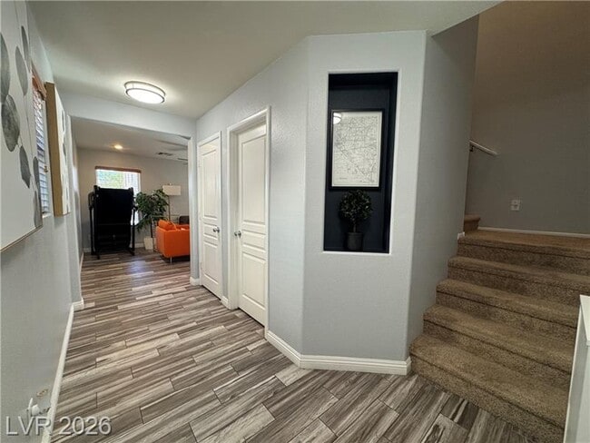 Building Photo - 9253 Valley Ranch Ave