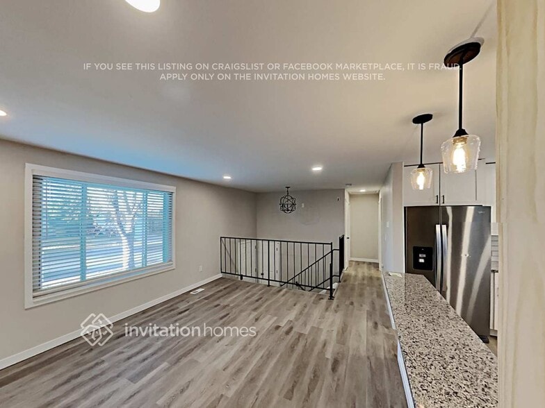 Building Photo - 2936 S Mobile Way