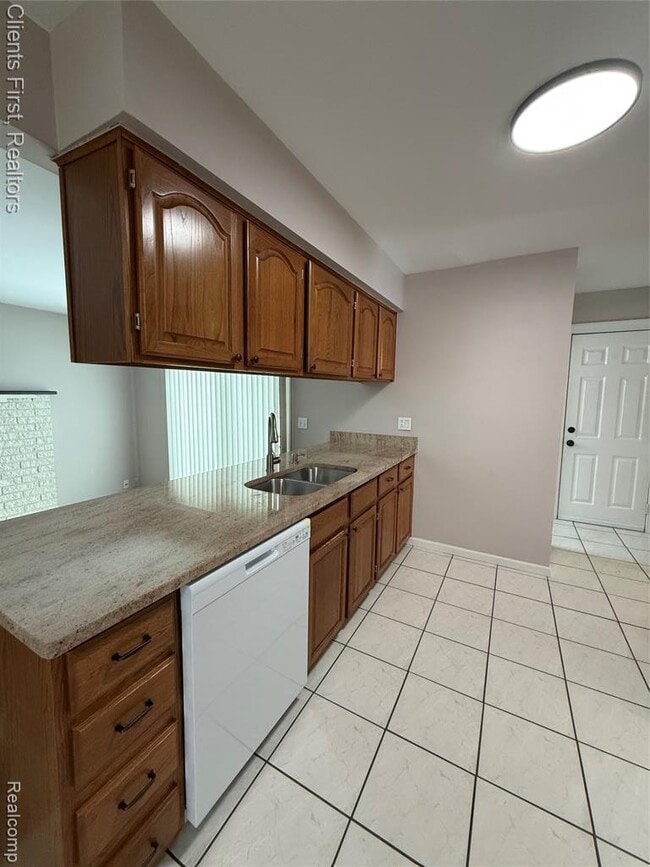 Building Photo - 11477 Aspen Dr