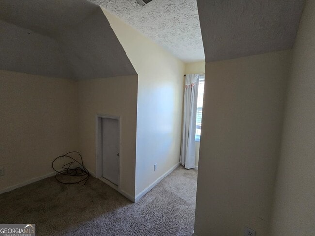 Building Photo - 108 Talon Pl