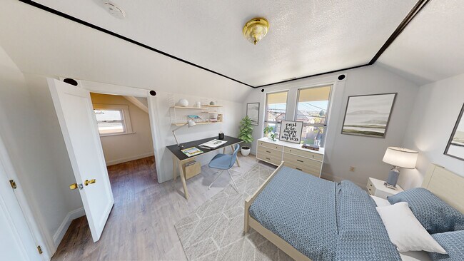 Building Photo - 1239 Haskell St