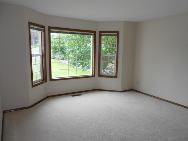 Building Photo - * Room to Roam at Hidden Springs in West L...