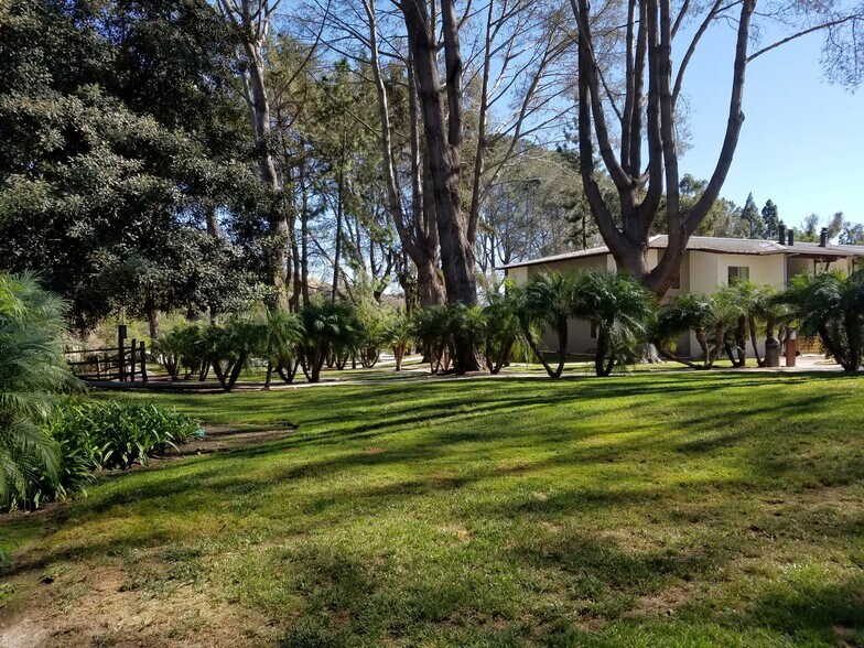 Building Photo - 1760 El Camino Real