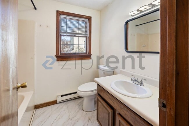 Building Photo - 3 Watson Ave