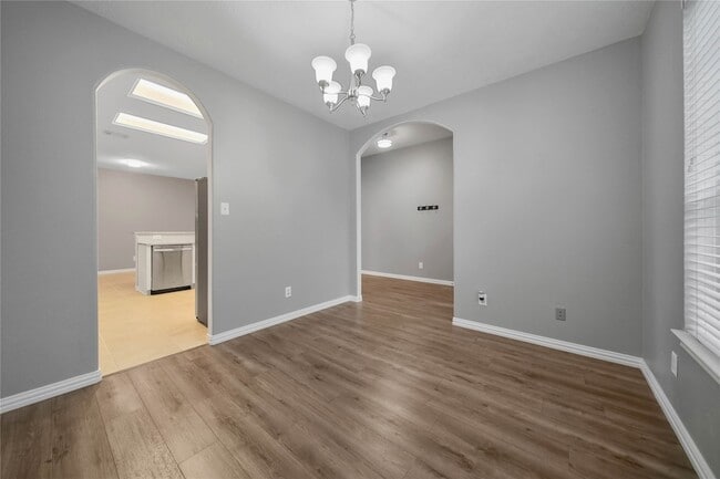 Building Photo - 22028 Knights Cove Dr