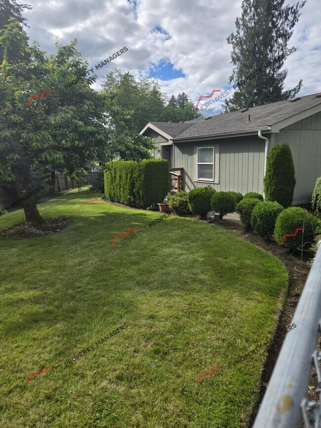 Building Photo - STATUS: AVAILABLE | T-23 | $1800