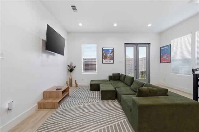 Building Photo - 2406 Merlin St