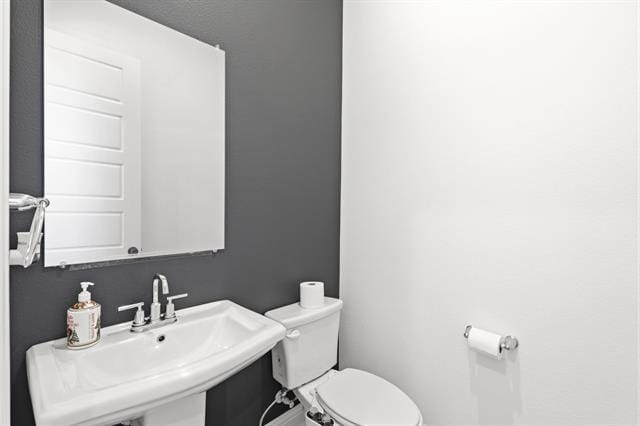 Building Photo - 2532 Campden Mews