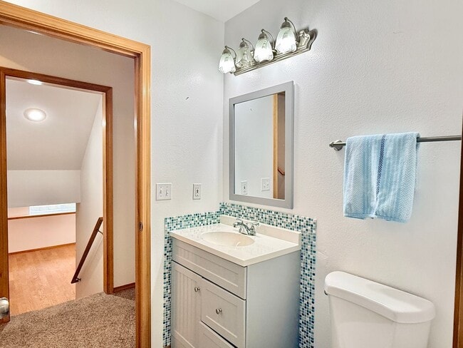 Building Photo - Rare First-Time Rental | Spacious 5BR + Office Cul-de-Sac Home Backing to Nature