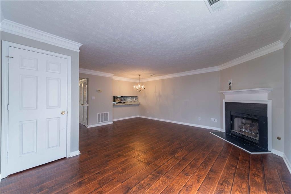 Building Photo - 3071 Majestic Park Ct