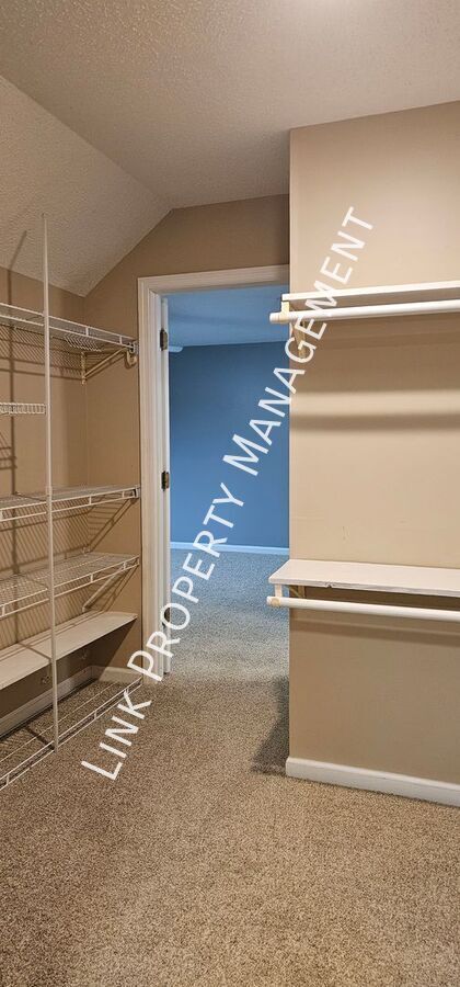 Building Photo - 7701 Elizabeth Way Dr