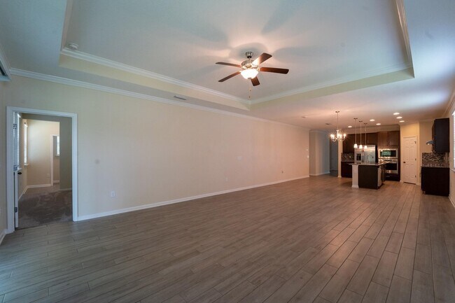 Building Photo - 543 Aventurine Ave