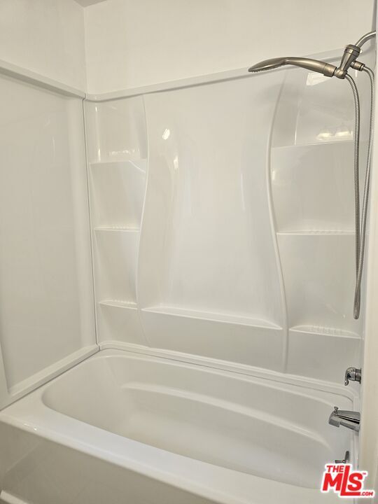 Building Photo - 1537 Laurel Ave