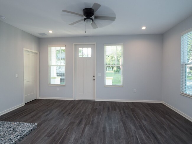 Building Photo - Porter's Parkside - Brand New 5 Bedroom, 5...