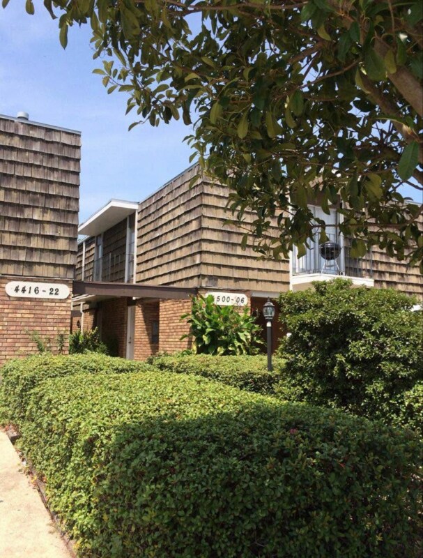 Building Photo - 4506 Laplace St